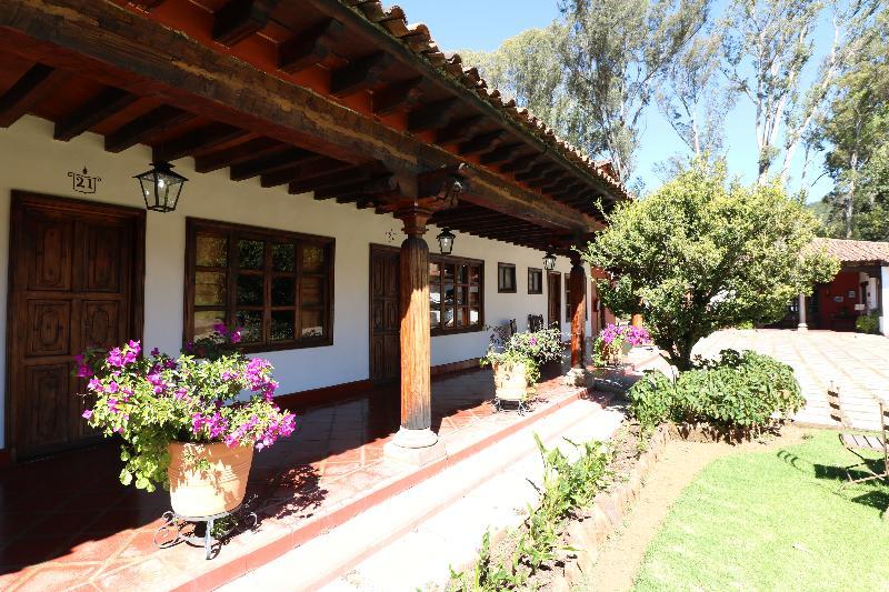Hosteria San Felipe パツクアロ エクステリア 写真